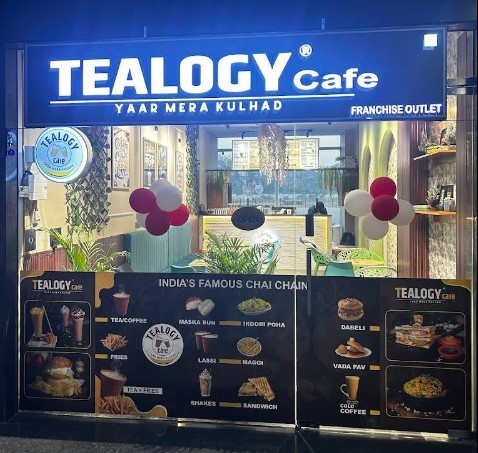 Tealogy cafe