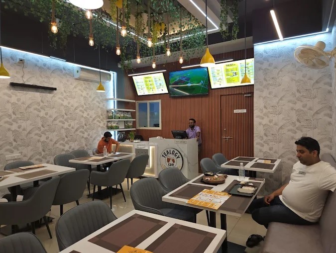 Tealogy cafe & Restaurant